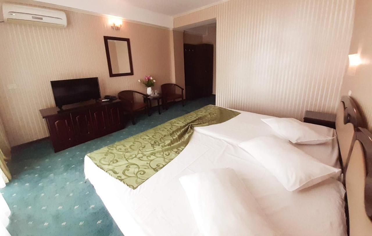 Twin Room,1114719015:JPEG