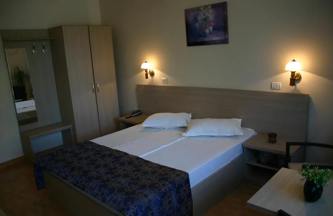 Hotel Regal-1