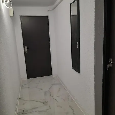 Camere de închiriat Darius 16 , 2 camere-3