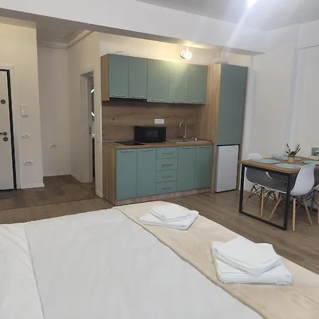 Deleric Apartments-3