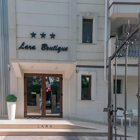 Lara Boutique-2