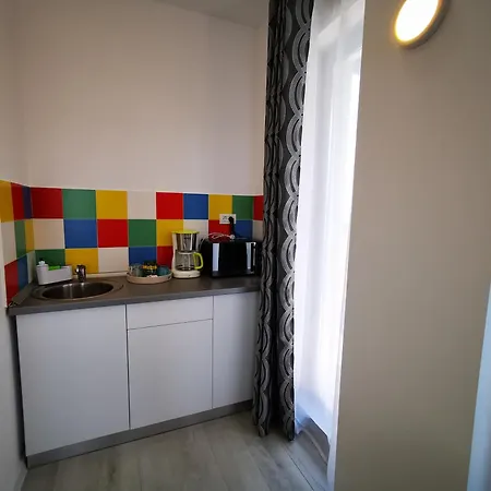 Mika Studios-3