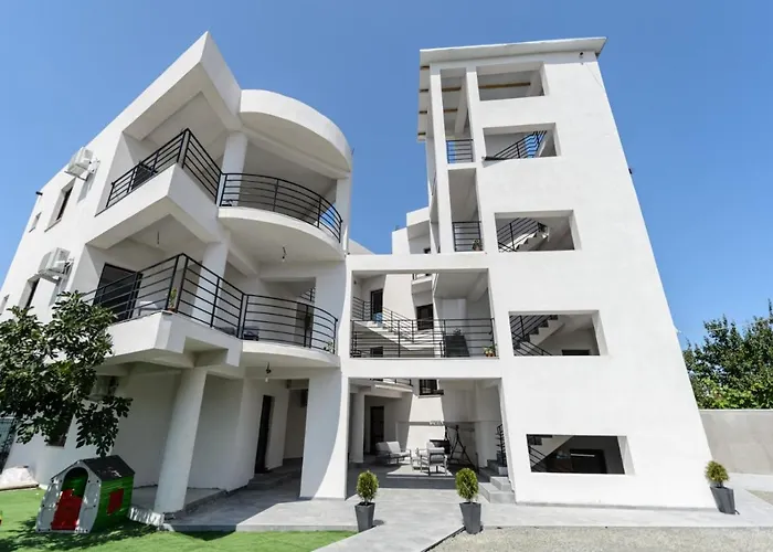 Toma Residence