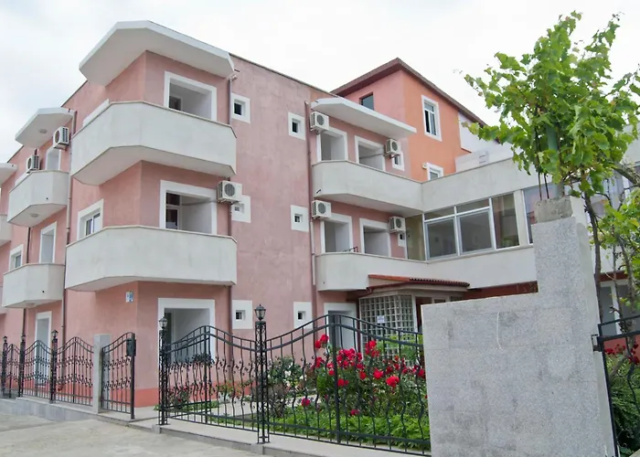 Hotel Laguna