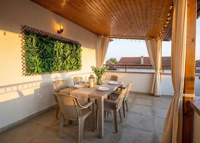 Serenity Apartments And Studios